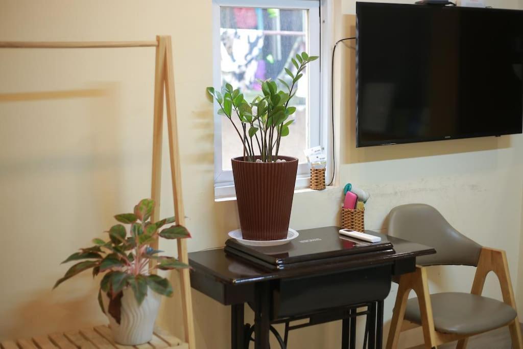 Lagom 24 - Bathtub-balcony, Nguyen Du, Ben Nghe Ward, Dist 1 Apartment Ho Chi Minh City